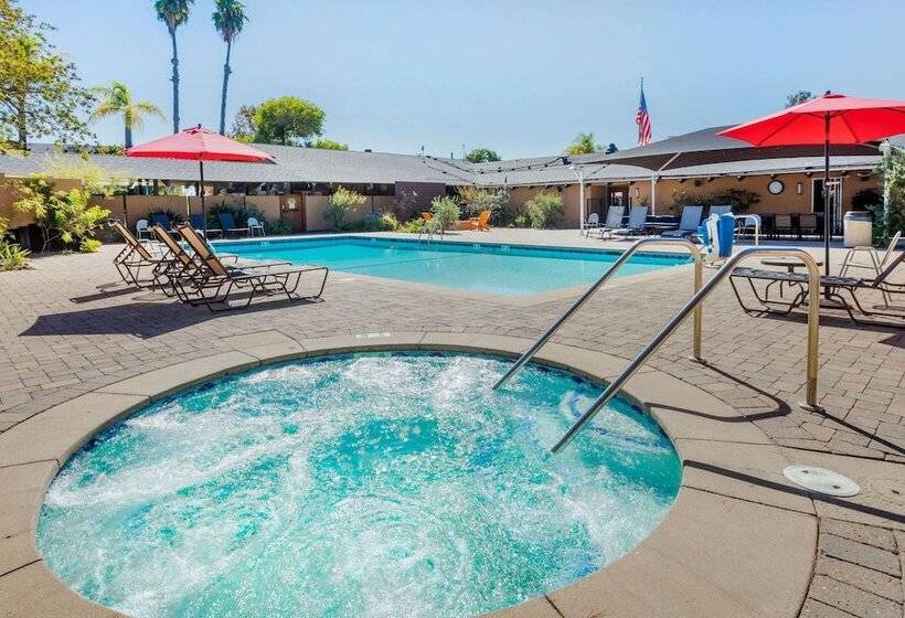 Carlton Oaks Lodge, Ascend Hotel Collection