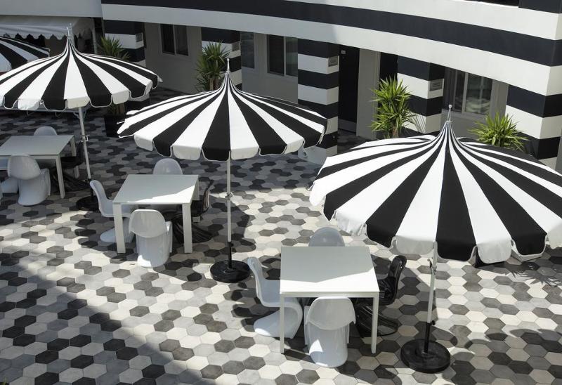 فندق Carlyle Inn