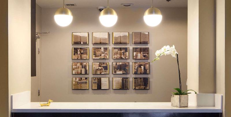 فندق Carlyle Inn