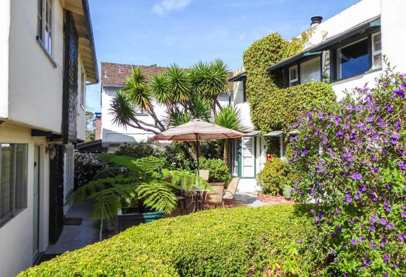 호텔 Carmel Fireplace Inn