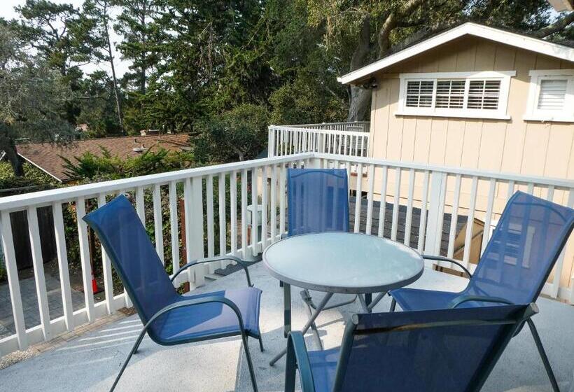 호텔 Carmel Fireplace Inn