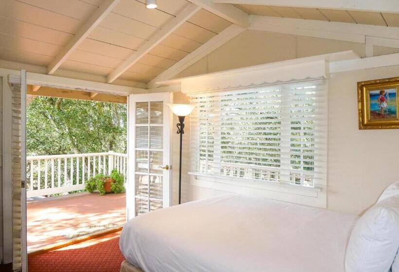 호텔 Carmel Fireplace Inn