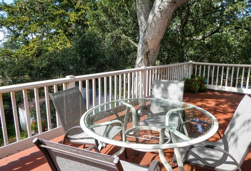 호텔 Carmel Fireplace Inn