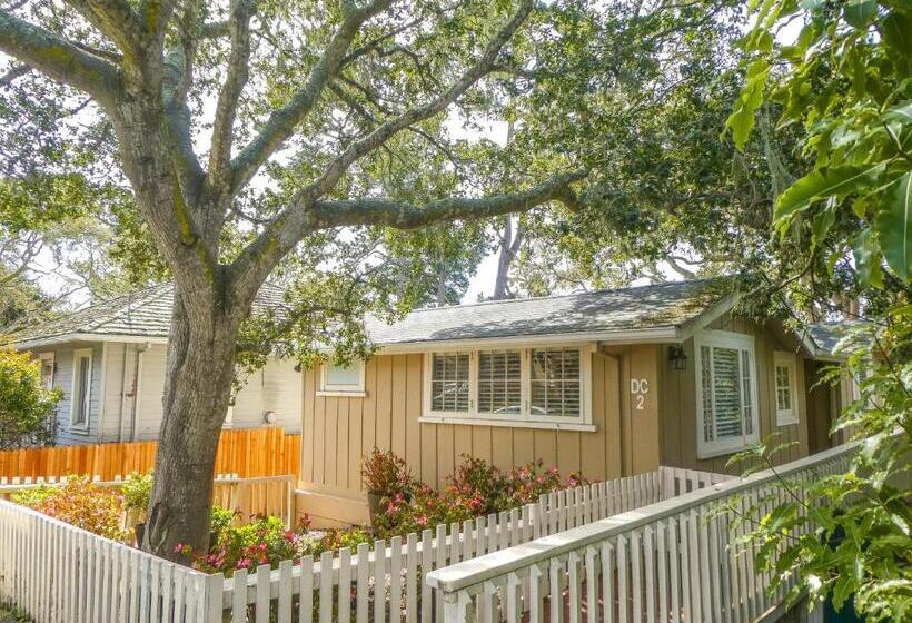 호텔 Carmel Fireplace Inn