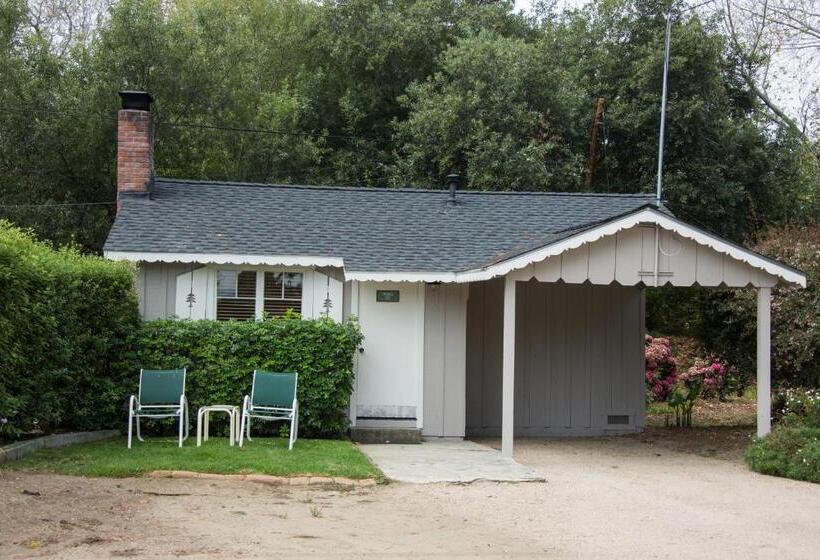 酒店 Carmel River Inn