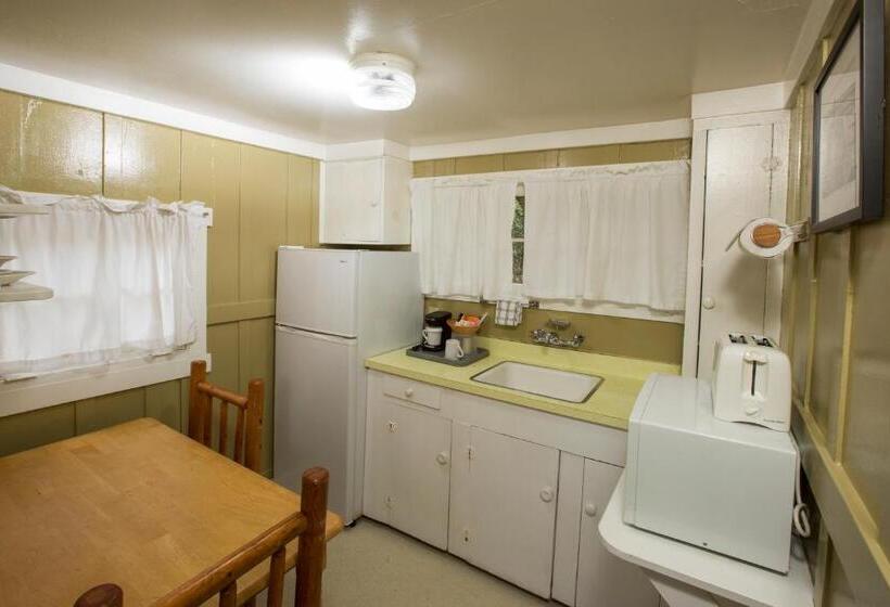 酒店 Carmel River Inn