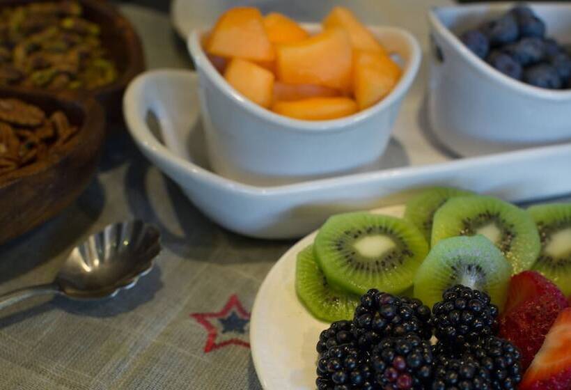 酒店 Casa Blanca Inn And Suites