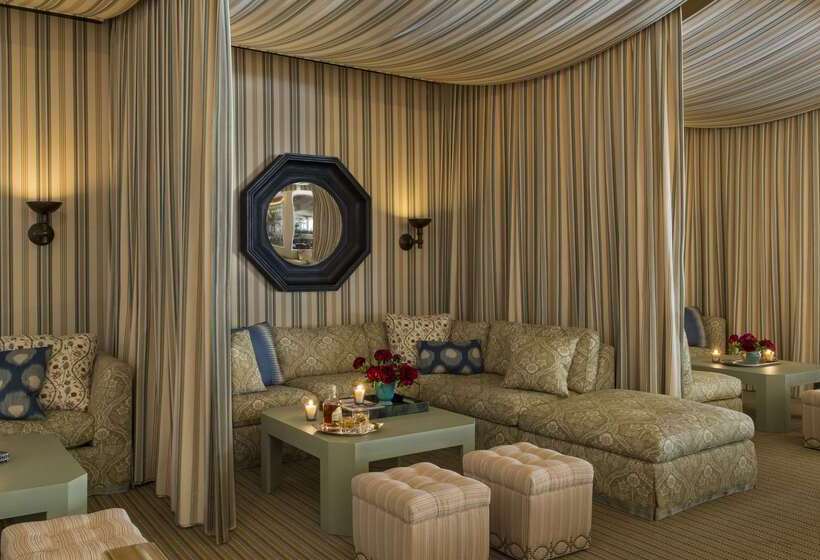 Отель Casa Del Mar