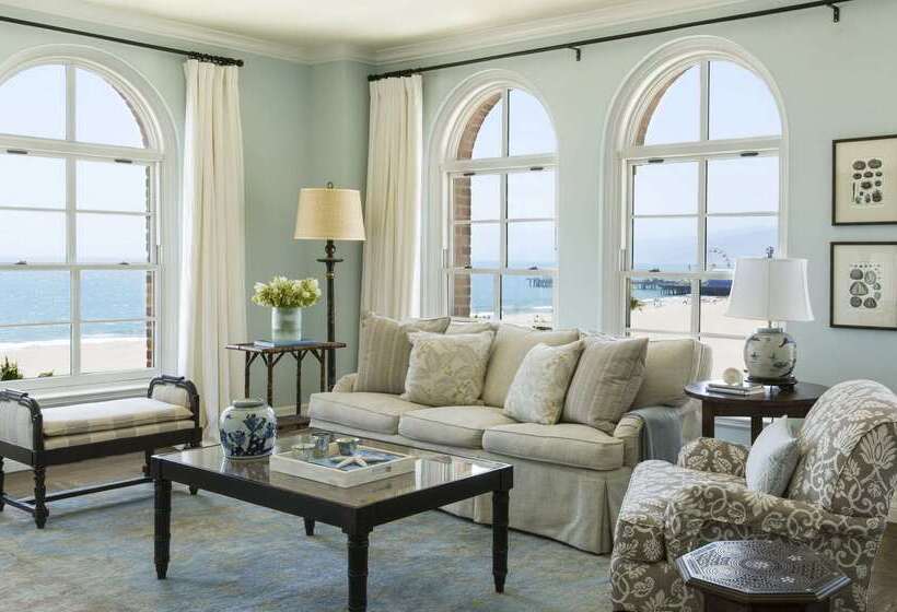 Отель Casa Del Mar