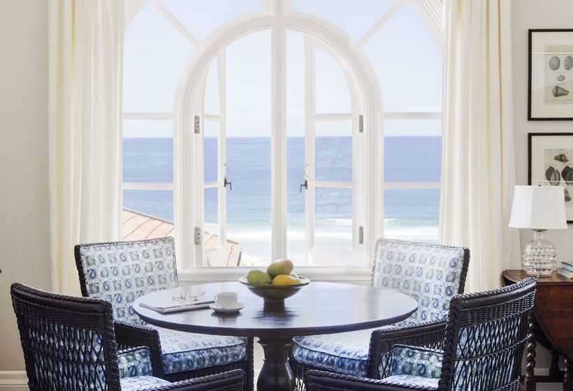 Отель Casa Del Mar