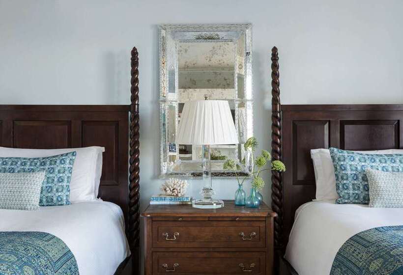 Отель Casa Del Mar