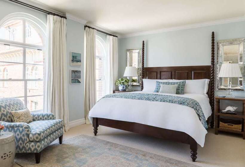 Отель Casa Del Mar