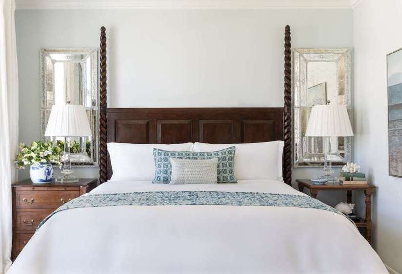 Отель Casa Del Mar