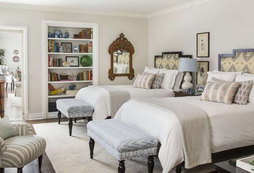 Отель Casa Del Mar