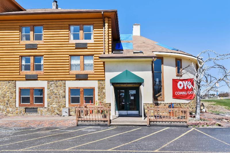 هتل Casa Loma Economy Inn