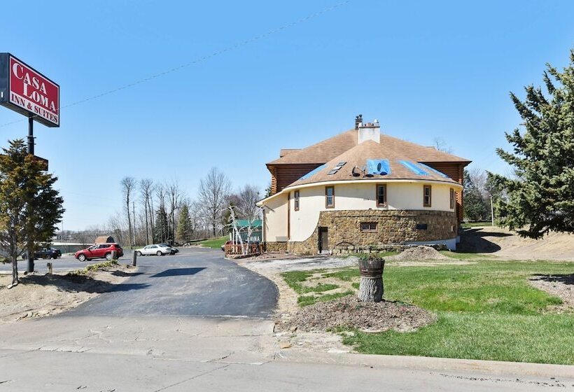 בית מלון כפרי Casa Loma Economy Inn