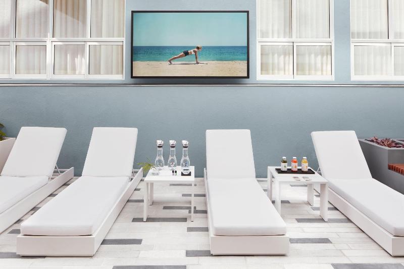 Casa Madrona Hotel And Spa