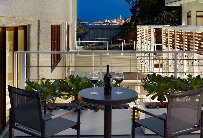 Casa Madrona Hotel And Spa
