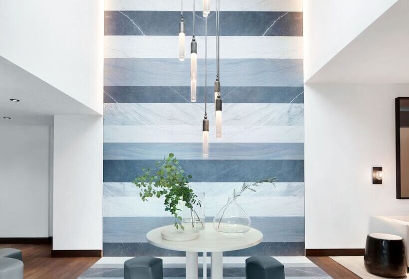 Casa Madrona Hotel And Spa