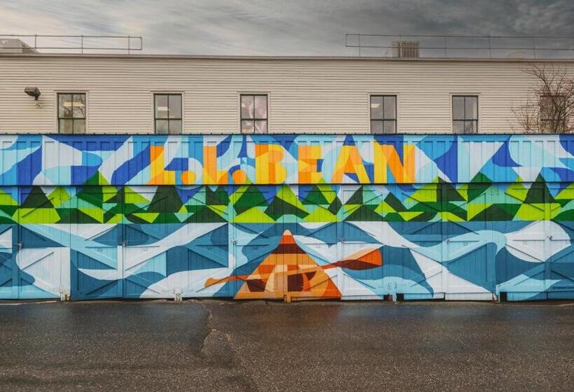 فندق Casco Bay Inn