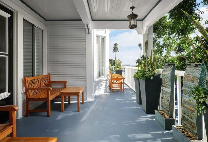 فندق Catalina Island Inn