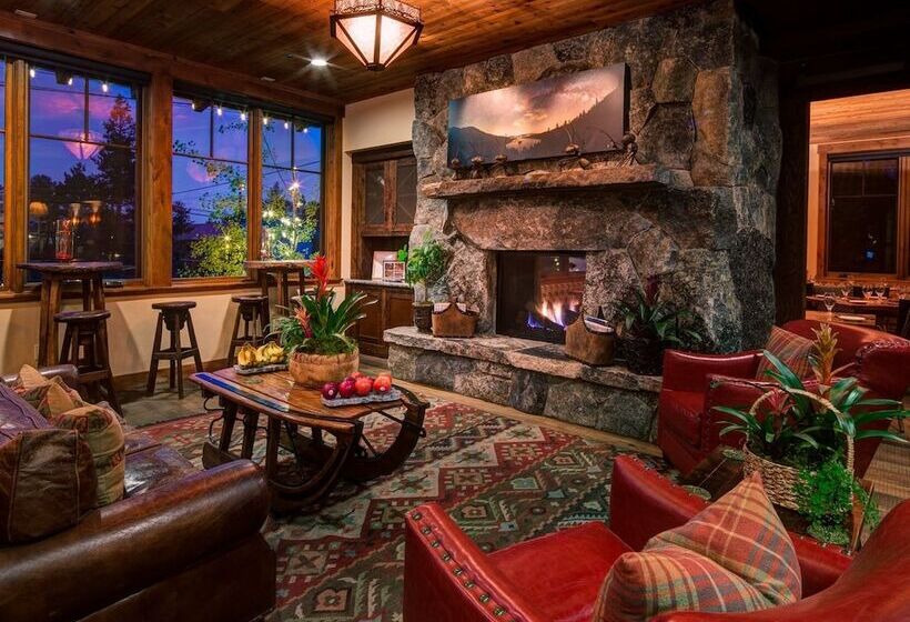 Отель Cedar Glen Lodge