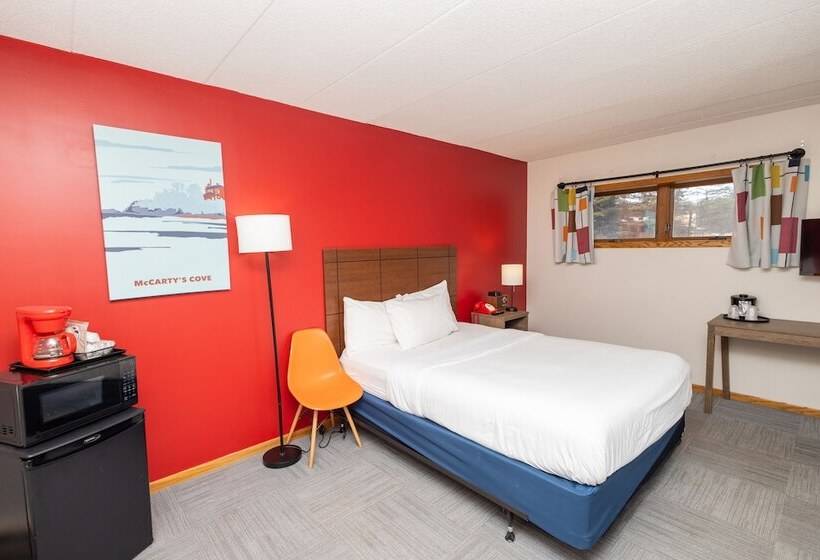 فندق Cedar Motor Inn