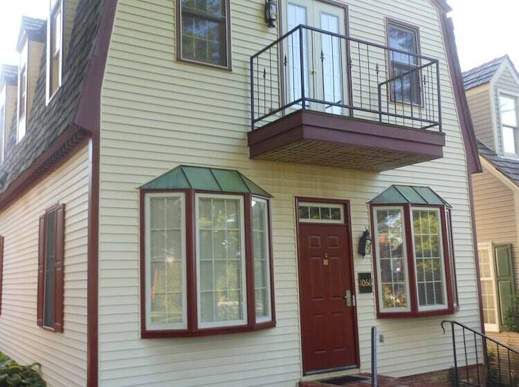 فندق Century Suites