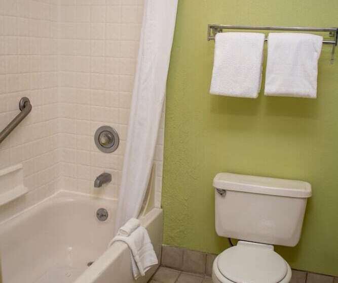 فندق Cimarron Inn Klamath Falls