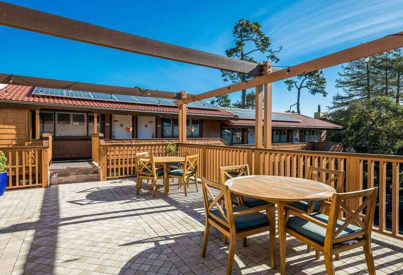 فندق Clarion Collection Carmel Oaks Inn