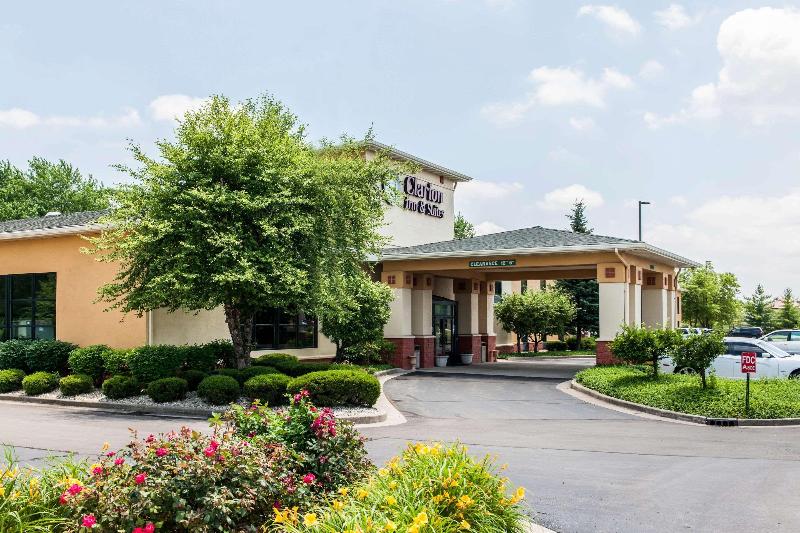 Отель Clarion Inn & Suites Northwest