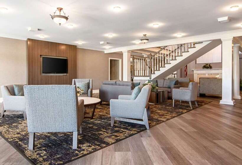 هتل Clarion Inn Willow River