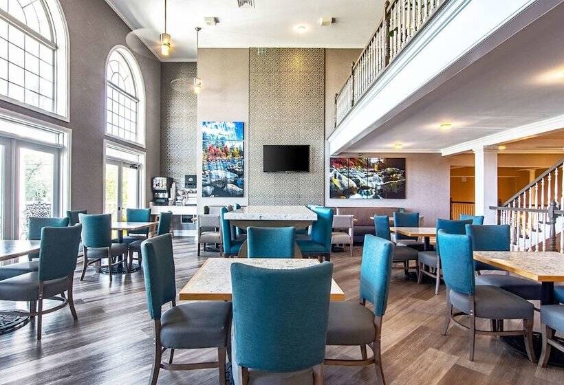 هتل Clarion Inn Willow River