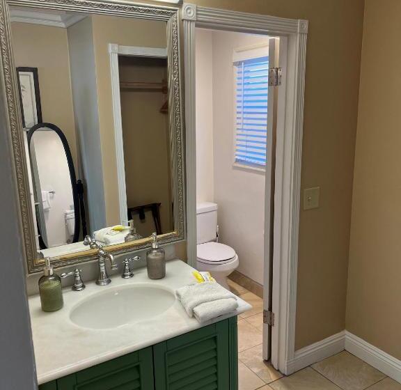 בית מלון כפרי Cliff House Inn