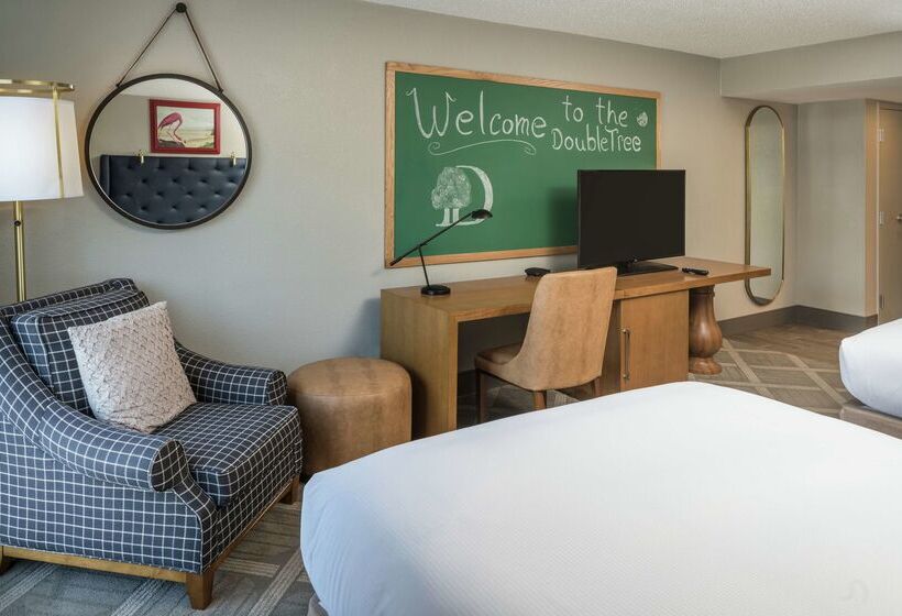 فندق Doubletree By Hilton Gainesville
