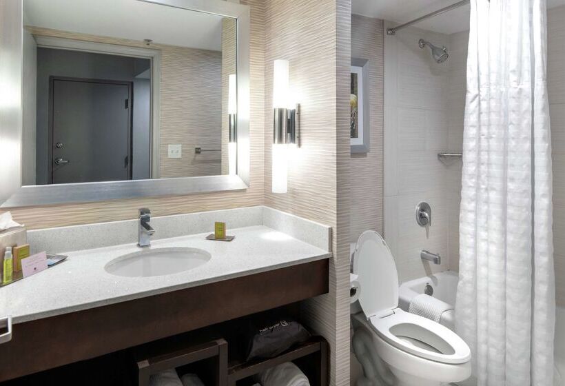 Doubletree By Hilton Hotel Jacksonville Airport