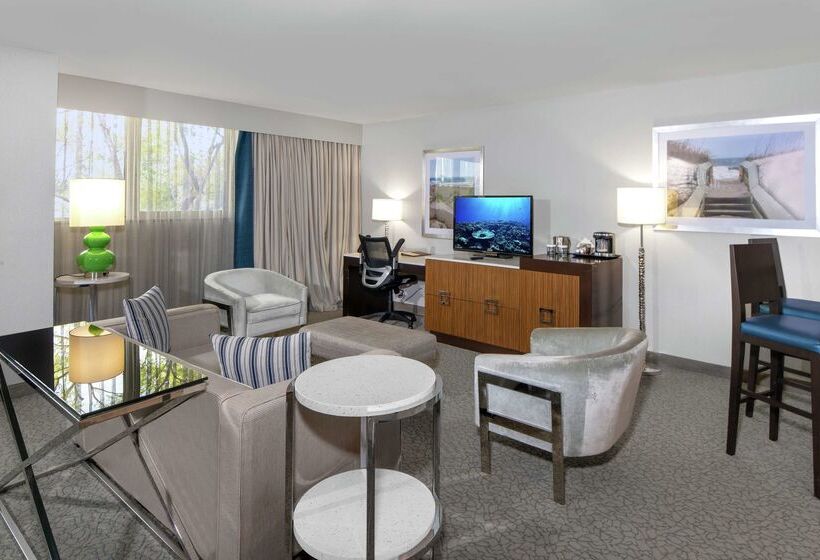 Doubletree By Hilton Hotel Jacksonville Airport