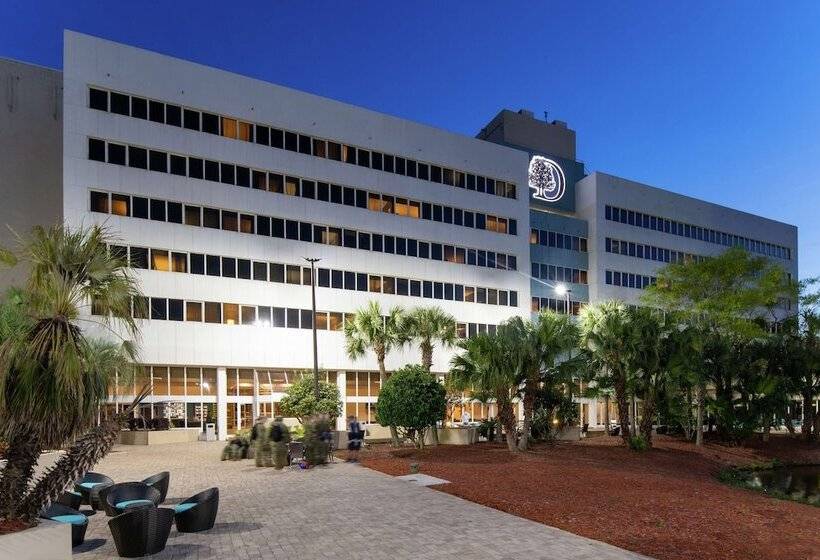 Doubletree By Hilton Hotel Jacksonville Airport