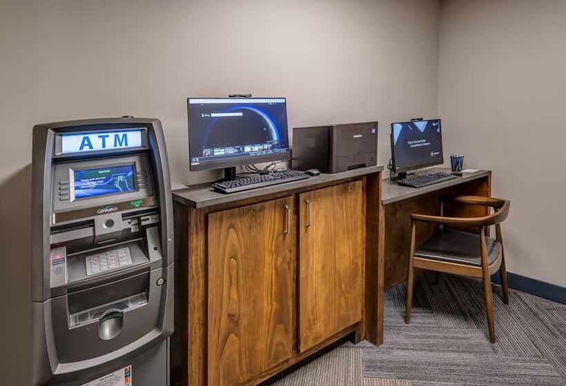 فندق Four Points By Sheraton Anchorage Downtown