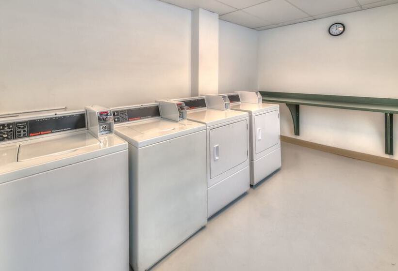 فندق Four Points By Sheraton Anchorage Downtown