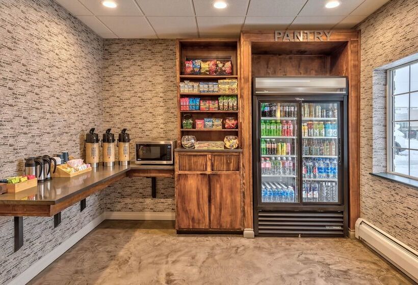 هتل Four Points By Sheraton Anchorage Downtown