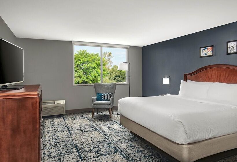 فندق Four Points By Sheraton Kalamazoo