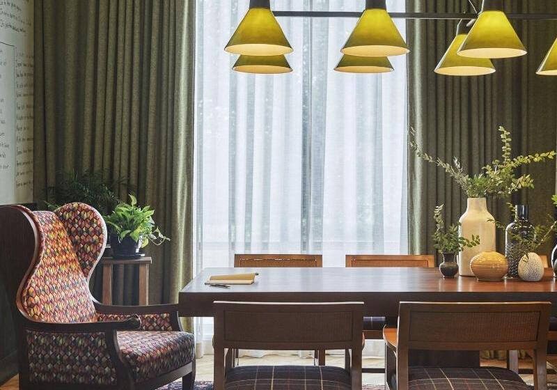 בית מלון כפרי Graduate By Hilton Iowa City