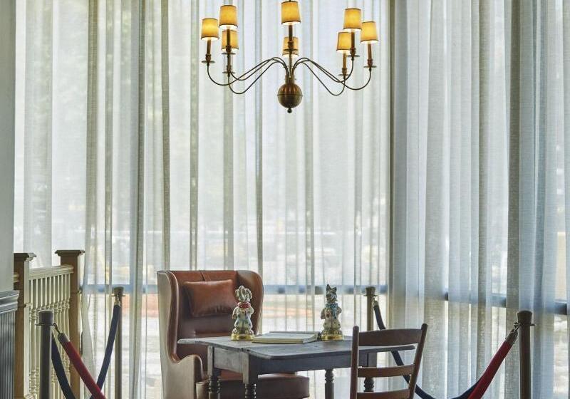 בית מלון כפרי Graduate By Hilton Iowa City