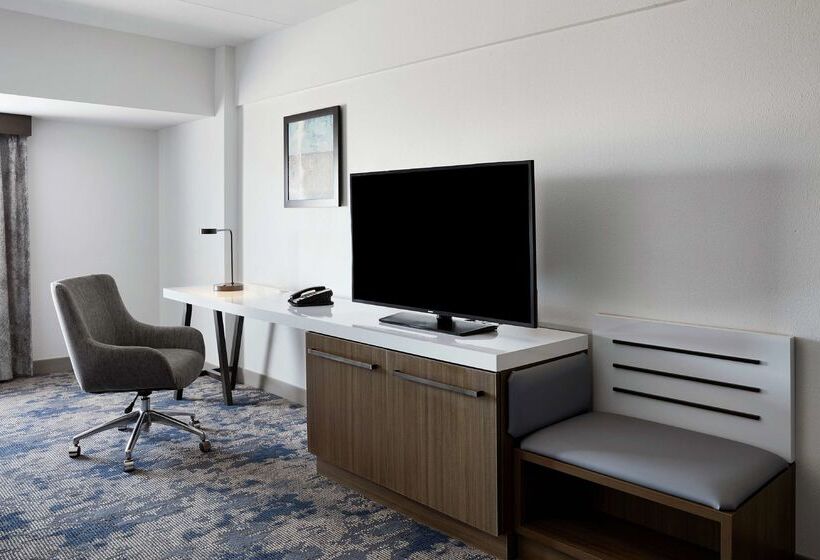 Отель Hilton Garden Inn Champaign/urbana