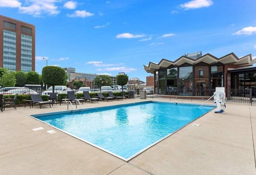 ホテル Holiday Inn Express   Columbus Downtown, An Ihg