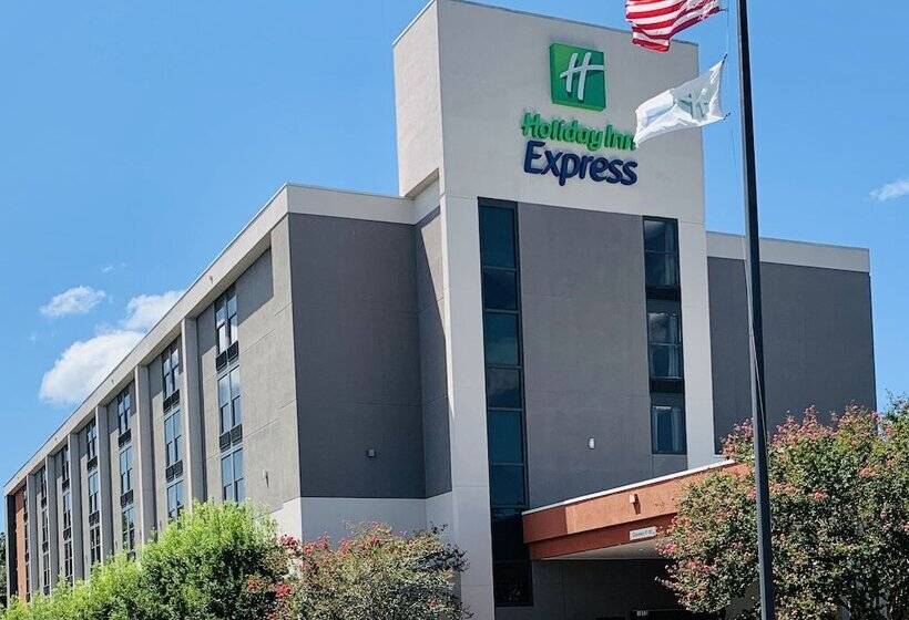 فندق Holiday Inn Express Tallahassee, An Ihg