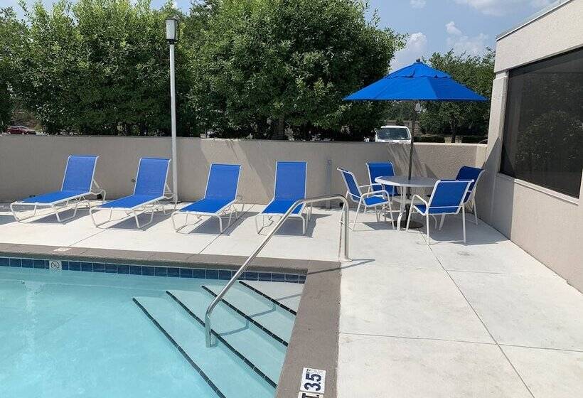 فندق Holiday Inn Express Tallahassee, An Ihg