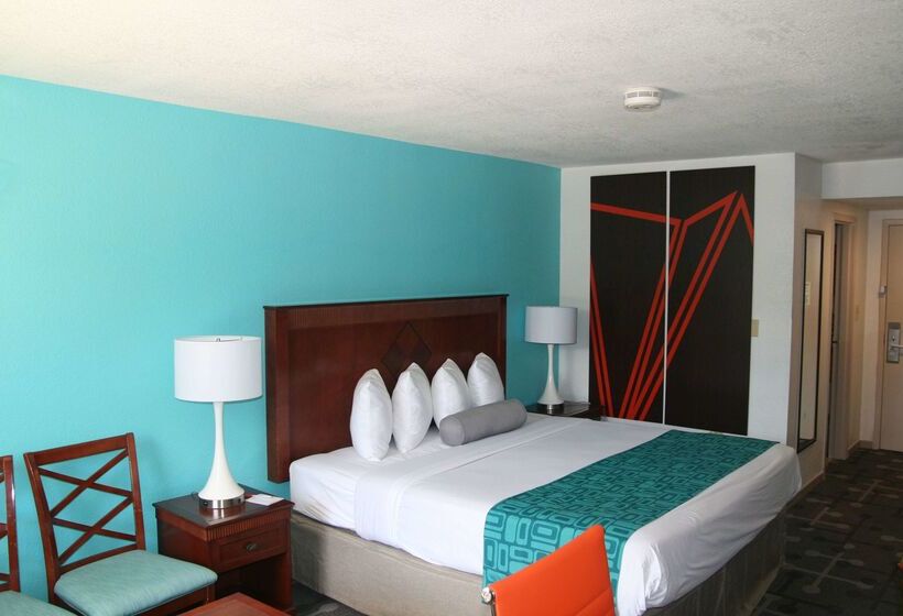 Отель Howard Johnson By Wyndham Hattiesburg