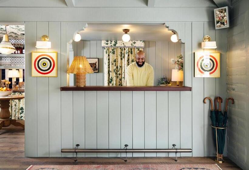 Отель Le Petit Pali At Ocean Ave